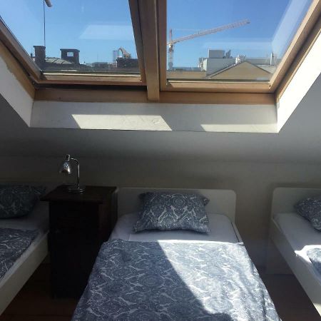 Hostel Rosemary Прага Екстер'єр фото