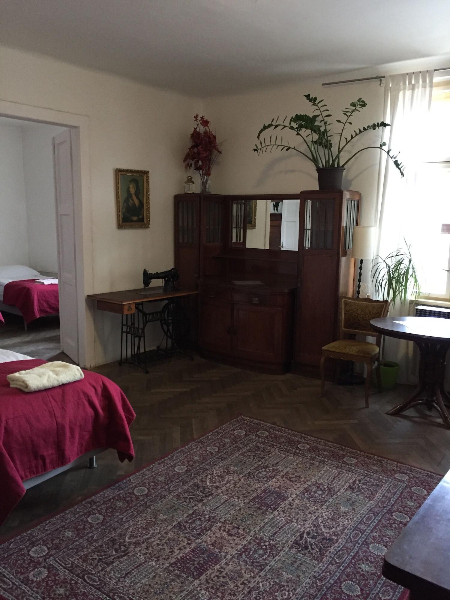 Hostel Rosemary Прага Екстер'єр фото